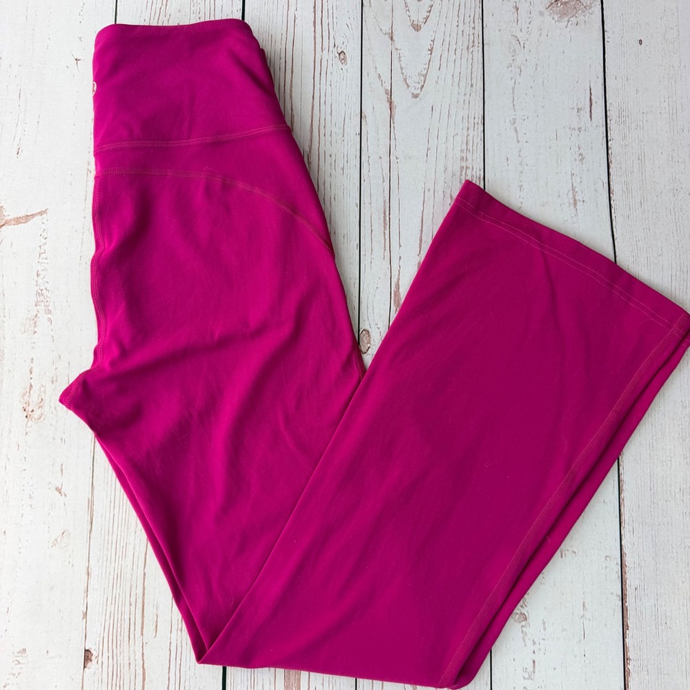 Lululemon Groove Super High-Rise Flared Pant Magenta Pink Size 8 Nulu Yoga Pant